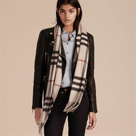 traditional burberry scarf|Burberry scarf for women.